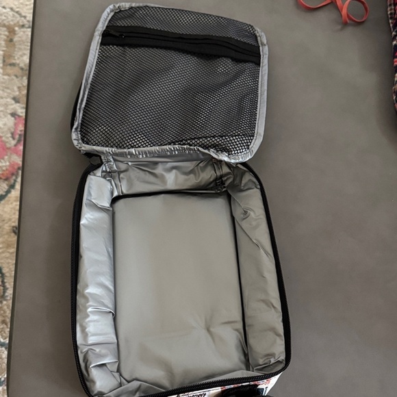 Gilmore Girls Insulated Lunch Bag BPA Free Luke’s Diner Print NEW - Picture 4 of 12